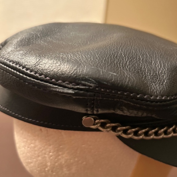Harley-Davidson Black Leather Chain Accent Biker Cap with Brown Logo Patch main image 7